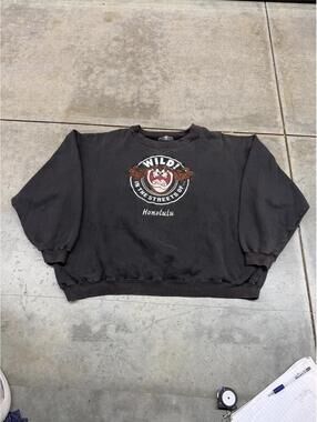 vintage wild in the streets of honolulu warner bros tazmanian devil crewneck